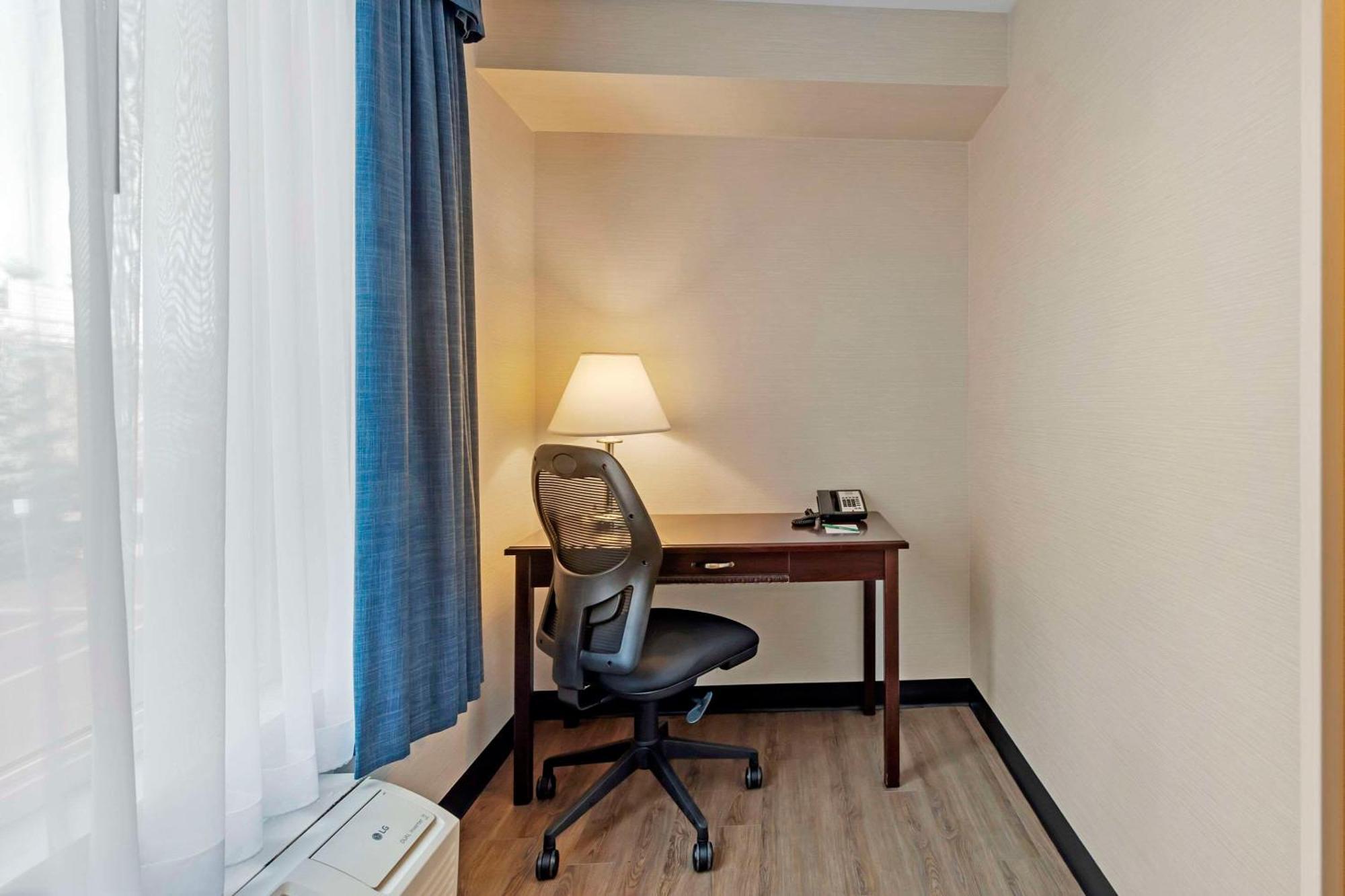 Quality Inn